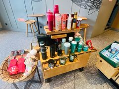 -星巴克(天津有巢公馆店)