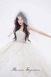 -Renee芮亦婚纱(原丽莎)