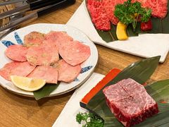 -炼火烤肉店