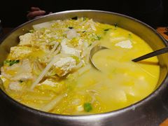 -95号酱骨·一块豆腐(展春园西路店)