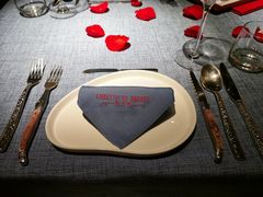 -弦月窗LUNETTE BY AMANDA(复兴路店)