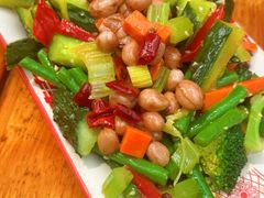-秦君宝手擀菠菜面(金花路店)