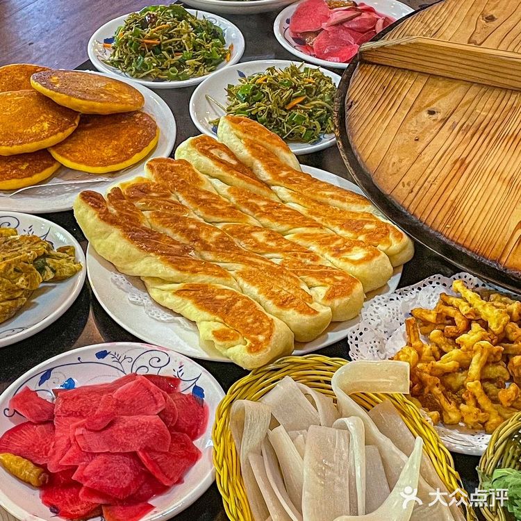吃地道美食,还是去生态渔村更香