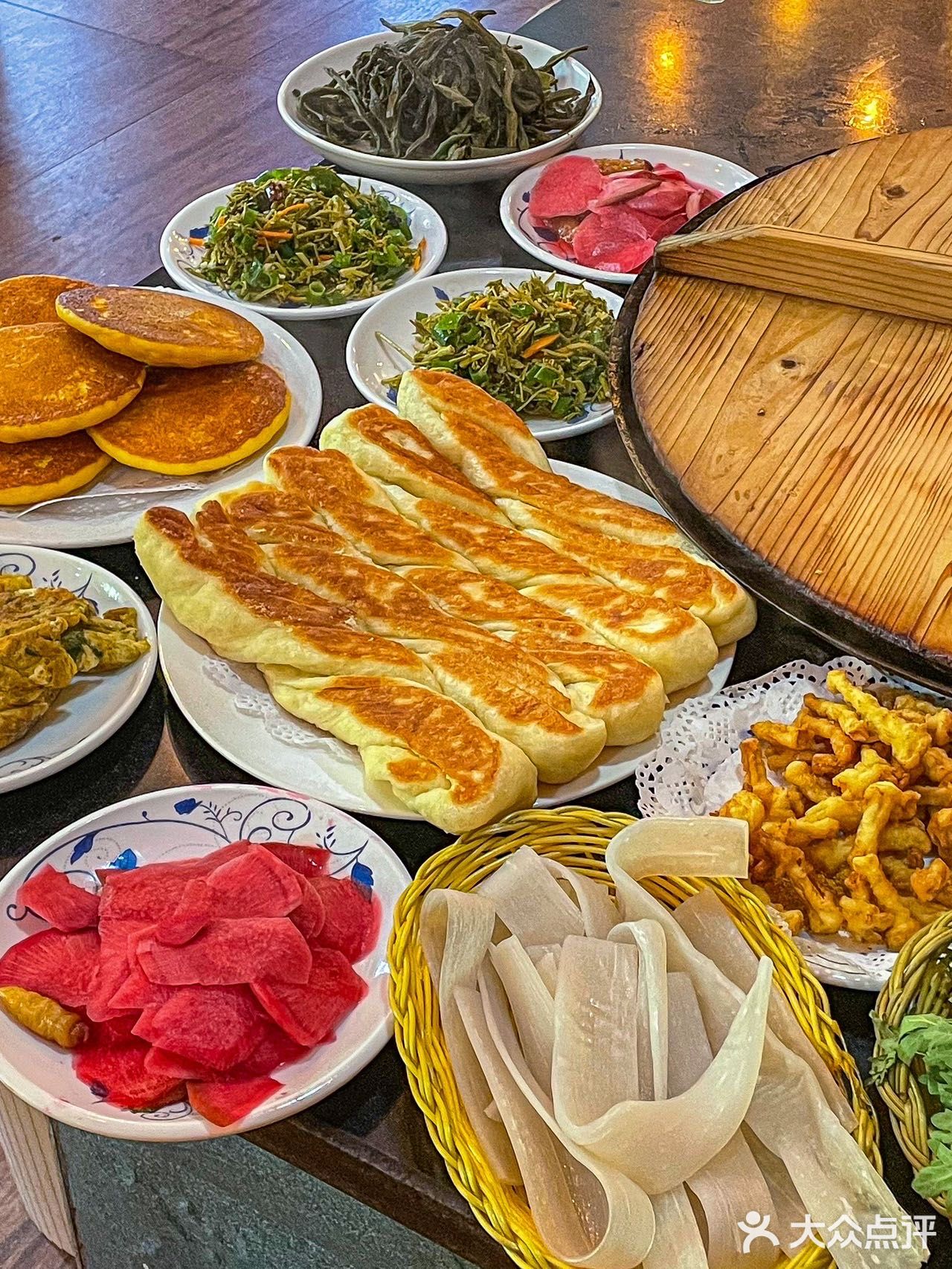 吃地道美食，还是去生态渔村更香