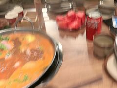 -野山舂·贵州现舂酸汤火锅(鸿通城店)