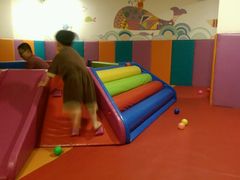 -绿岛汤泉韩式休闲会所