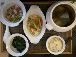 点击看大图 精致美味的月子餐-爱悦月子中心·时光(武侯店)