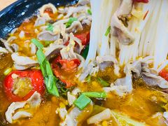 -乡村鸡杂米线(汉渝路店)