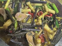 -芦茨金富饭庄·25年老字号·专做稻草鸡
