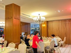 -鹏城人家海鲜酒家·23年老字号(较场尾店)