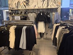 -H&M(鹏欣水游城店)