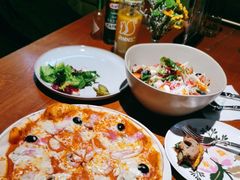 -JINNS锦时 steak&pizza(浸信会礼拜堂旧址店)