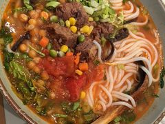 -百春原湖南牛肉粉(百联世纪店)