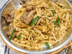 大排档炒牛河-十三姨工厨顺德美食·宴会·团餐(天河北路店)