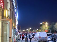 -乌恰市场(彩虹商场店)