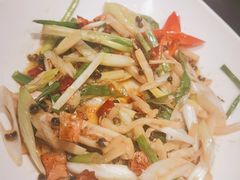 口水椒麻鸡-高第街56号餐厅(美莲广场店)