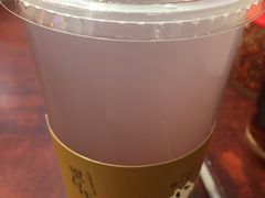 黑白饮品-小杨生煎(香港名都店)
