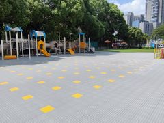 -上海青草地幼儿园