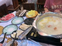 -鲜入围煮花胶鸡海鲜火锅