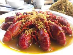 -龙巢盱眙龙虾·鸡煲·烧烤宵夜(坪洲店)