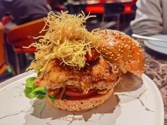 bbq酱烤鸡肉汉堡-Lets burger非常汉堡·环球风味(蓝色港湾店)