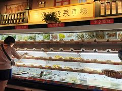 自助取餐区-马路边边串串香(双井直营店)