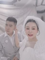 点击看大图 -十孕纪高端孕妇亲子摄影