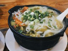砂锅酸辣米线-沈妈砂锅(光华村店)