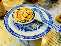 招牌姜撞奶任意配-广信牛奶甜品世家(台东店)