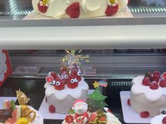-花花卷卷·鲜食蛋糕(静安久光百货店)
