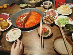 -萍姐火锅·公路夜市(武汉首店)