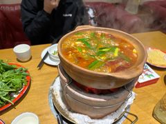 -郭婆婆疯子鸡·土货江湖菜馆