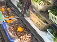 -野菌王•养生汤锅•野生菌火锅(大理漾濞路店)