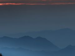 -牛背山