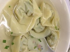 荠菜肉馄饨-潘国仙耳光馄饨(黄家阙路店)