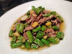 杭椒炒牛肉-新白鹿餐厅(爱琴海购物中心店)