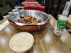 -愉肴麻辣香锅(中山路店)