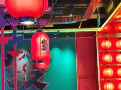 -多嘴超级肉蟹煲(杉杉国潮主题店)
