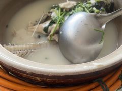 -天乐农家鱼头王(天目湖店)