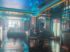 -屋有岛沉浸游戏旗舰店(中山公园店)