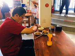 -宝瑞门钉肉饼店