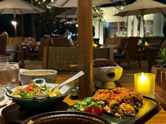 冬阴功汤-三亚艾迪逊酒店·海滩烧烤 BARBACOA·现场乐队·浪漫晚餐·烧烤海鲜
