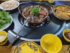 -银同牦牛肉火锅