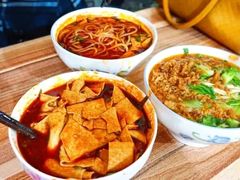 -老字号杨坡红油米线腊汁肉夹馍(东四道巷店)