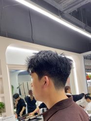 -尤司男士国潮理发馆