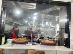 自助取餐区-野狗羊肉汤