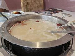 -马家斑.鲜鱼火锅(松湖万科店)