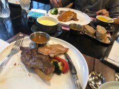 -伯顿西餐厅(厚街香榭丽店)