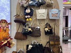 -王府井百货(中州中路店)