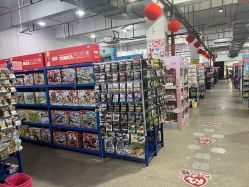 -逝水玩具折扣店